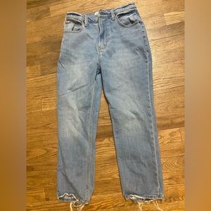 Abercrombie and Fitch The Ankle Straight Ultra High Rise jeans